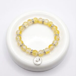 Yellow crackle stone bracelet with silver crescent charm – Zeenaora